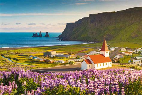 8 Best Small Towns in Iceland .